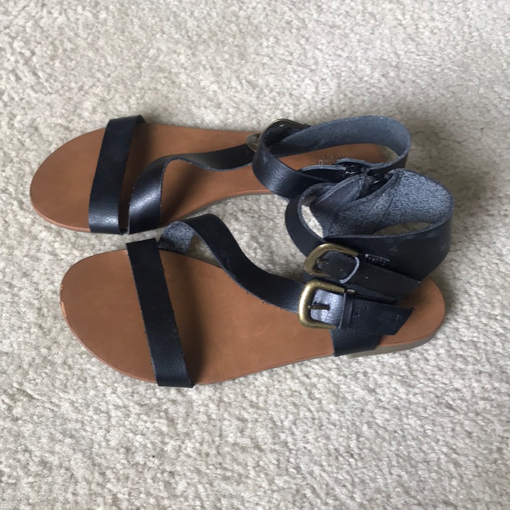 Mossimo sandals